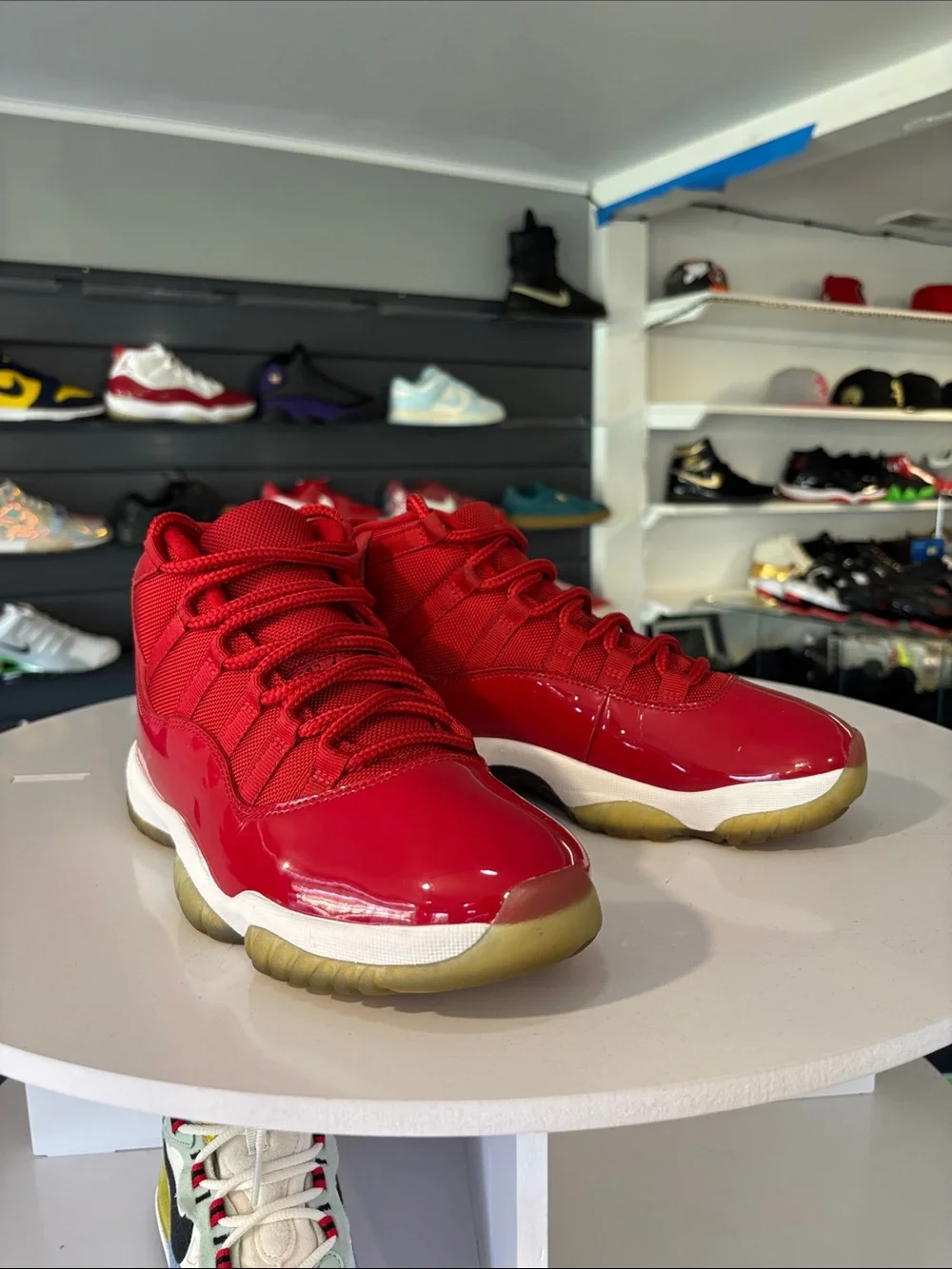 Air Jordan 11 Retro Mens Size 8